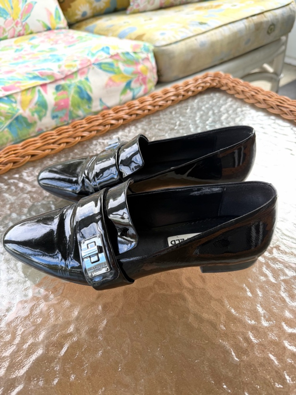 Karl Lagerfeld Nelia Loafers Black Patent Leather Turn Lock Slip On Women 7.5